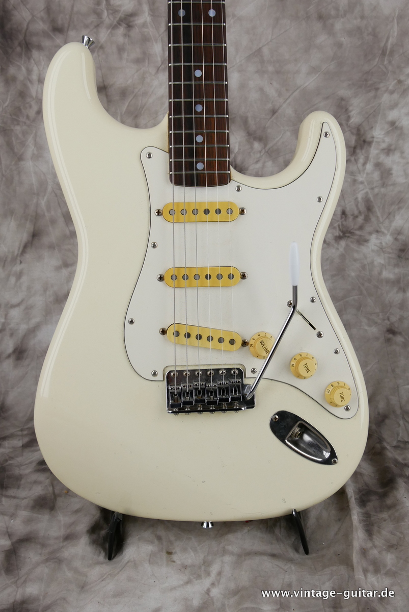 Fender_Squier_Stratocaster_olympic_white_1985-003.JPG