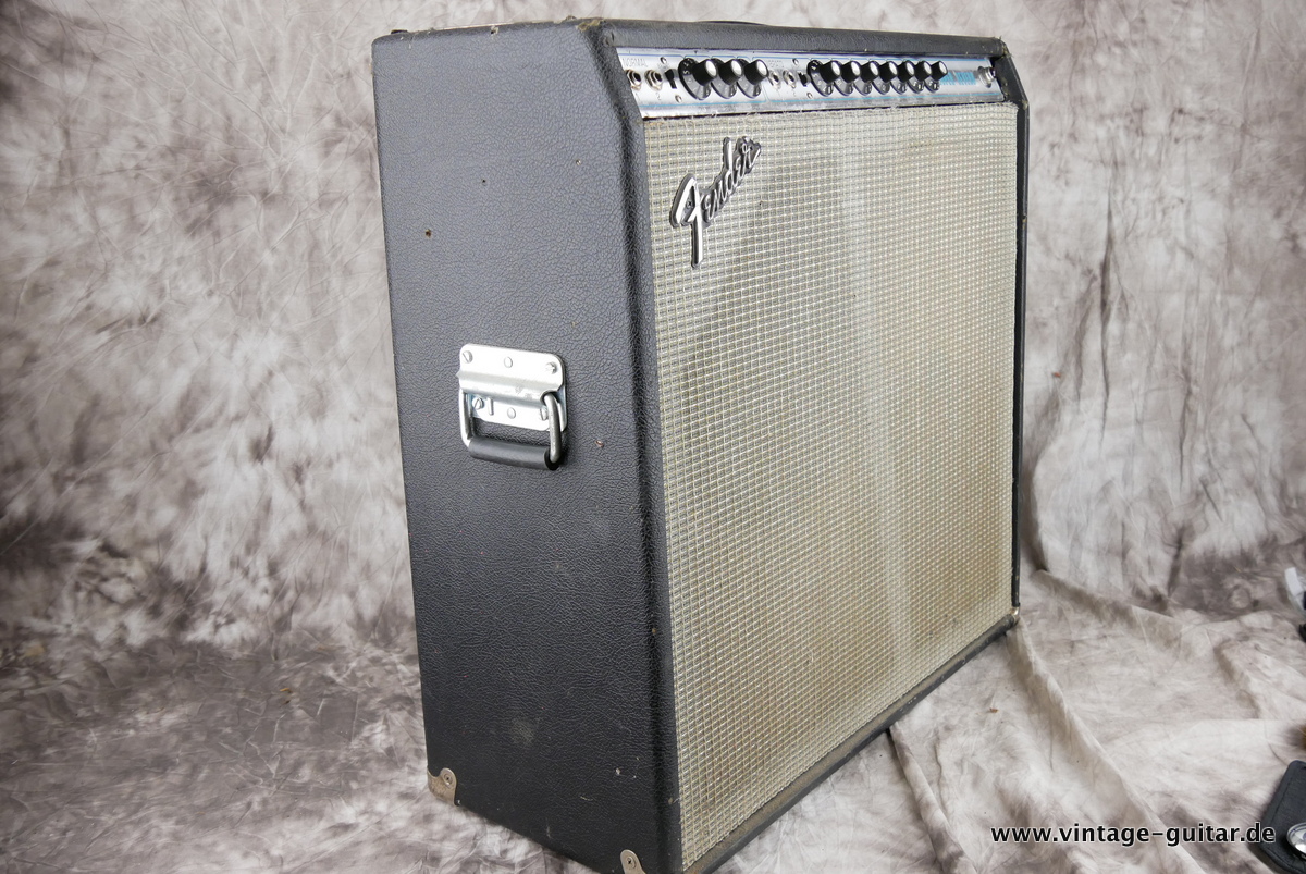 Fender_Super_Reverb_silverface_1973-003.JPG