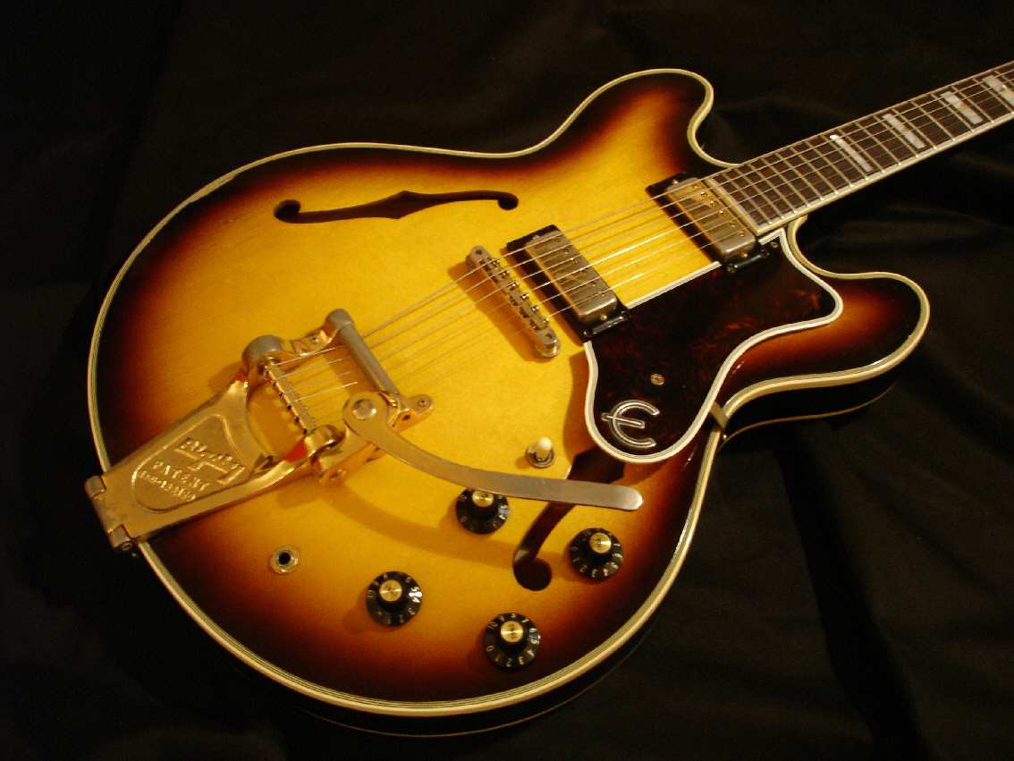 Epiphone-Sheraton-1967.jpg