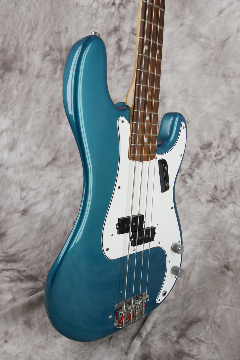 Fender-Precision-Bass-1971-oecean-turquoise-blue-005.JPG