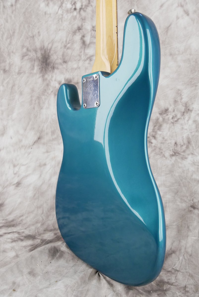 Fender-Precision-Bass-1971-oecean-turquoise-blue-008.JPG