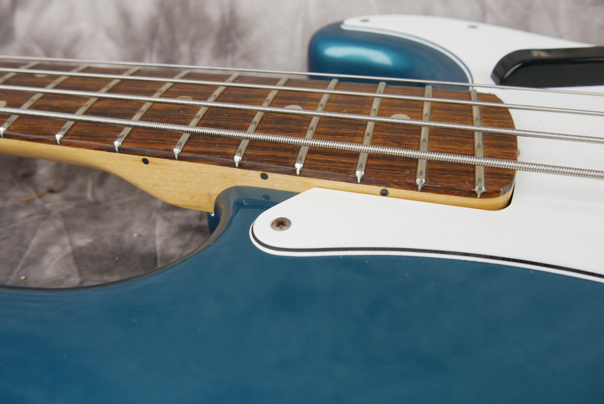 Fender-Precision-Bass-1971-oecean-turquoise-blue-016.JPG