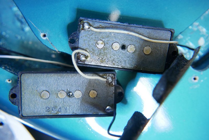 Fender-Precision-Bass-1971-oecean-turquoise-blue-021.JPG