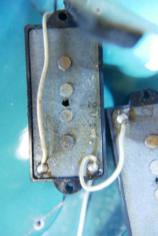 Fender-Precision-Bass-1971-oecean-turquoise-blue-023.JPG