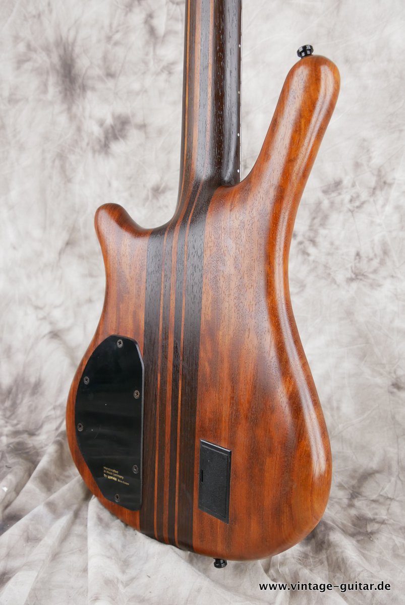 Warwick-Thumb-Bass-1990-5-string-008.JPG