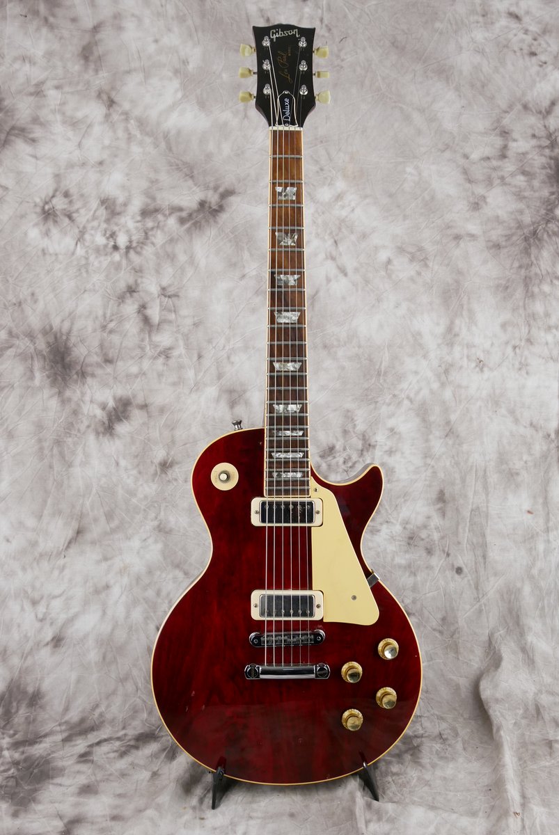 Gibson-Les-Paul-Deluxe-1977-winered-001.JPG