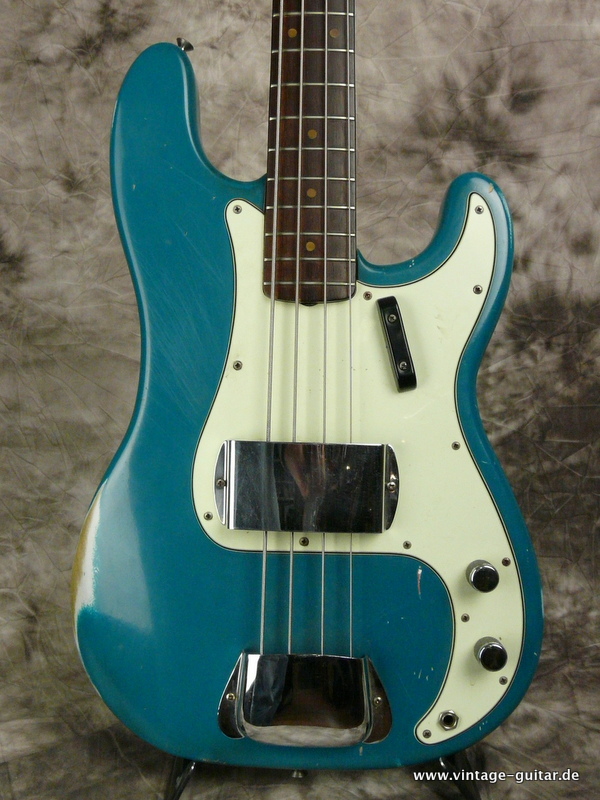 Fender_Precision_Bass_1964_blue-refinished-002.JPG