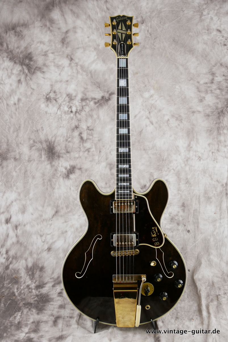 Gibson_ES_355_walnut_1977-001.JPG