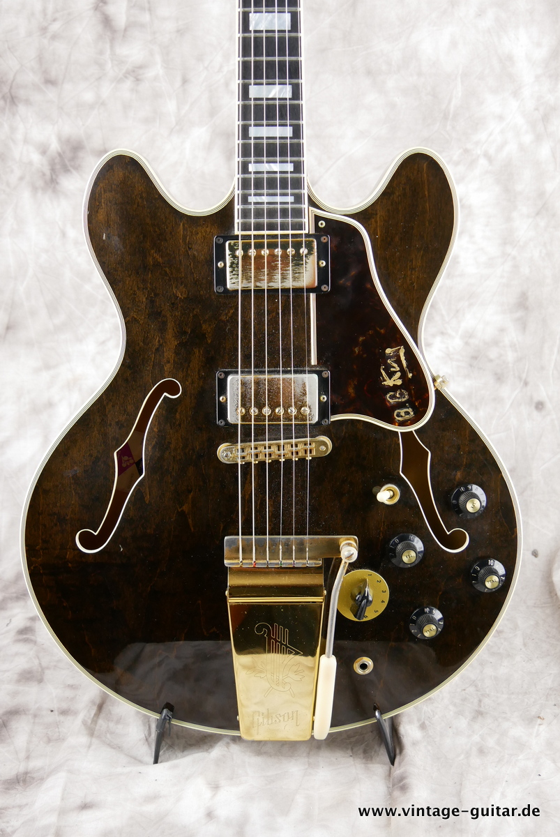 Gibson_ES_355_walnut_1977-003.JPG