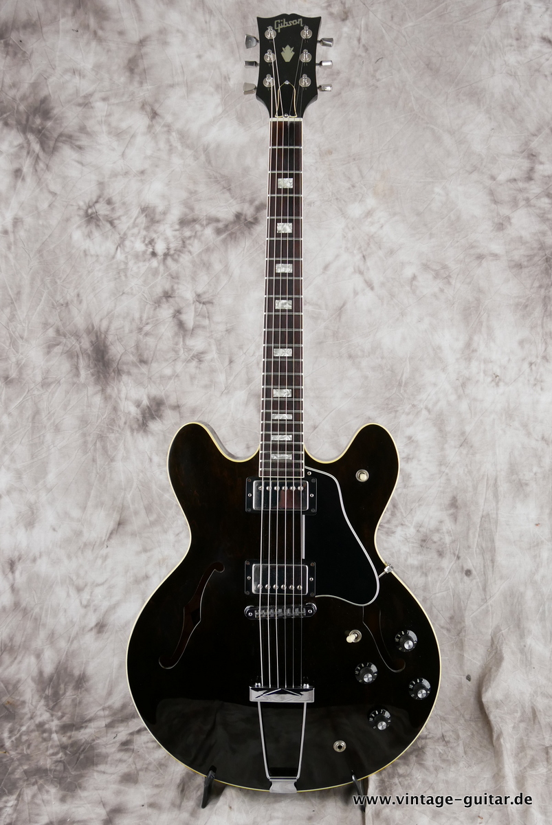 Gibson_ES_335_walnut_1981-001.JPG