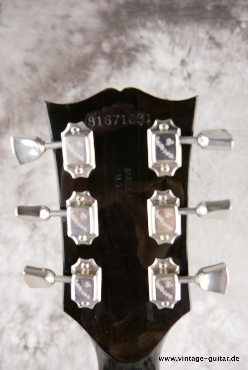 Gibson_ES_335_walnut_1981-010.JPG