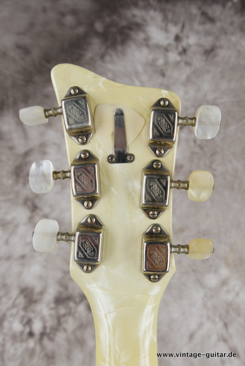 img/vintage/4099/Hagstrom_P_46_red_sparkle_1959-010.JPG