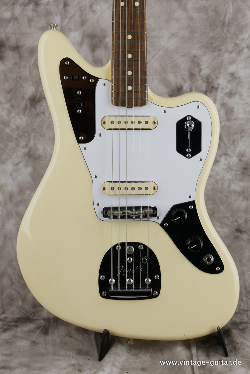img/vintage/4100/Fender_Jaguar_Johnny_Marr_olympic_white_2019-003.JPG