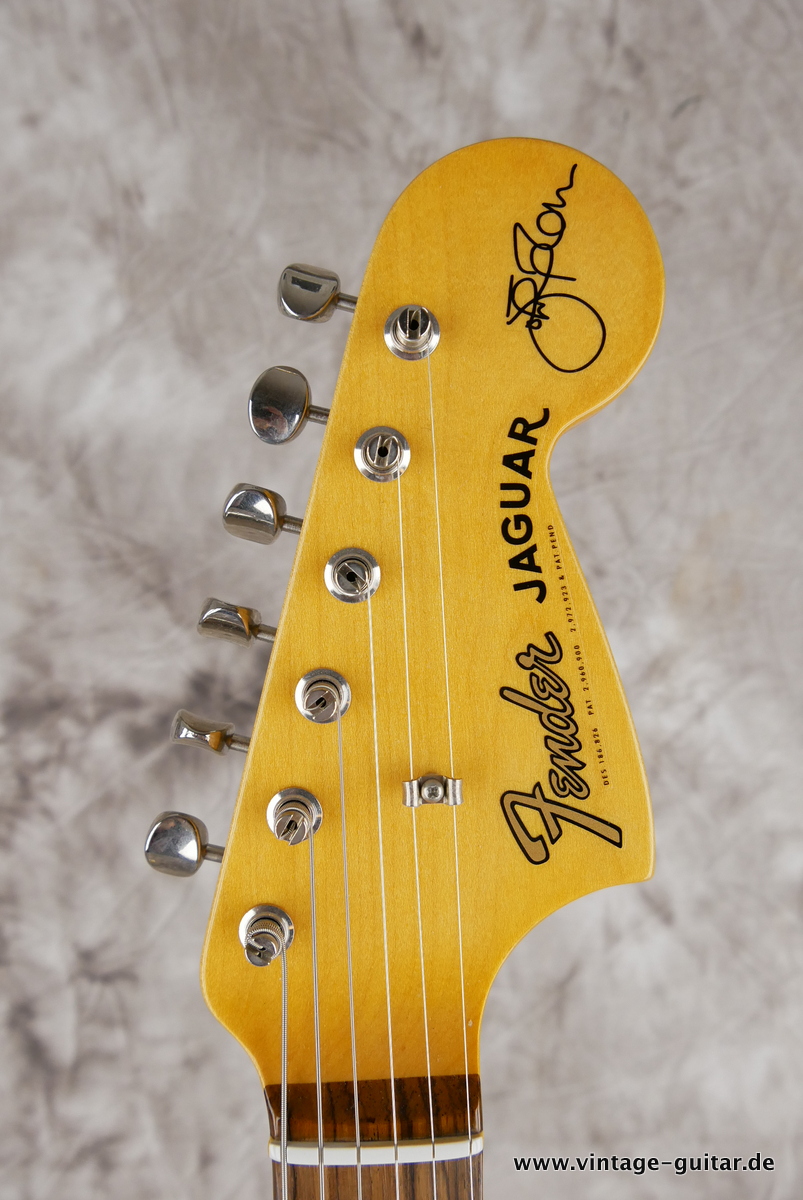 img/vintage/4100/Fender_Jaguar_Johnny_Marr_olympic_white_2019-009.JPG