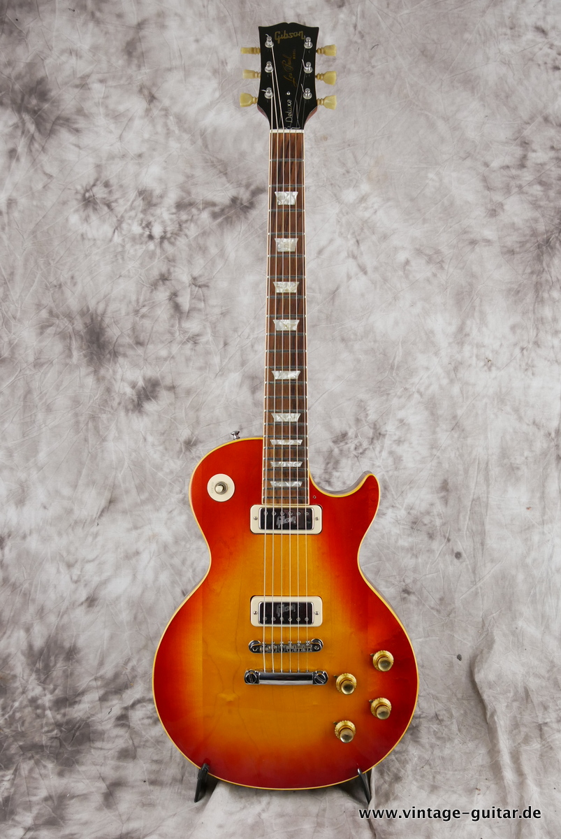 Gibson_Les_Paul_Deluxe_sunburst_1972-001.JPG