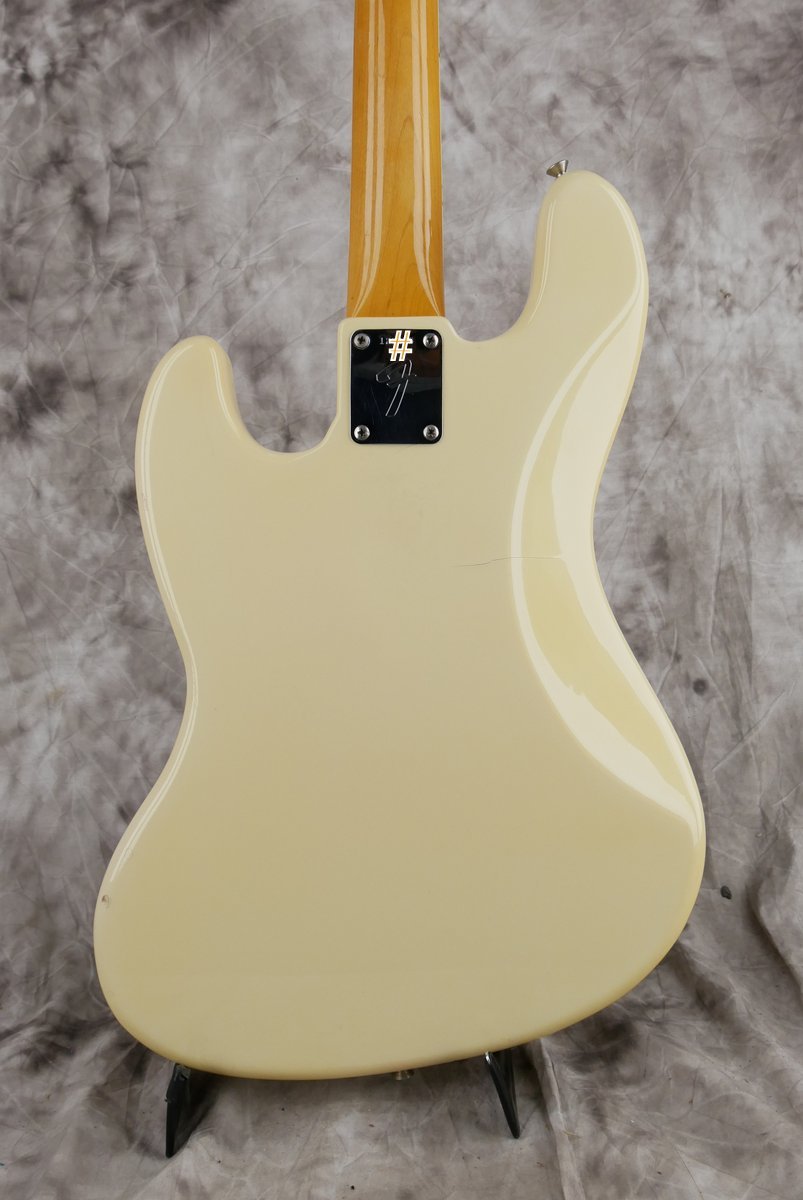img/vintage/4106/Fender-Jazz-Bass-Olympic-White-1968-004.JPG