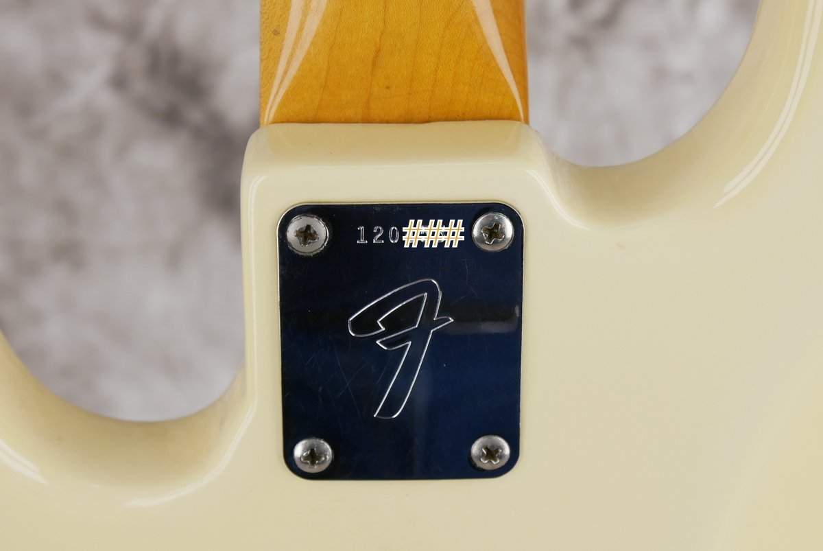 img/vintage/4106/Fender-Jazz-Bass-Olympic-White-1968-013.JPG