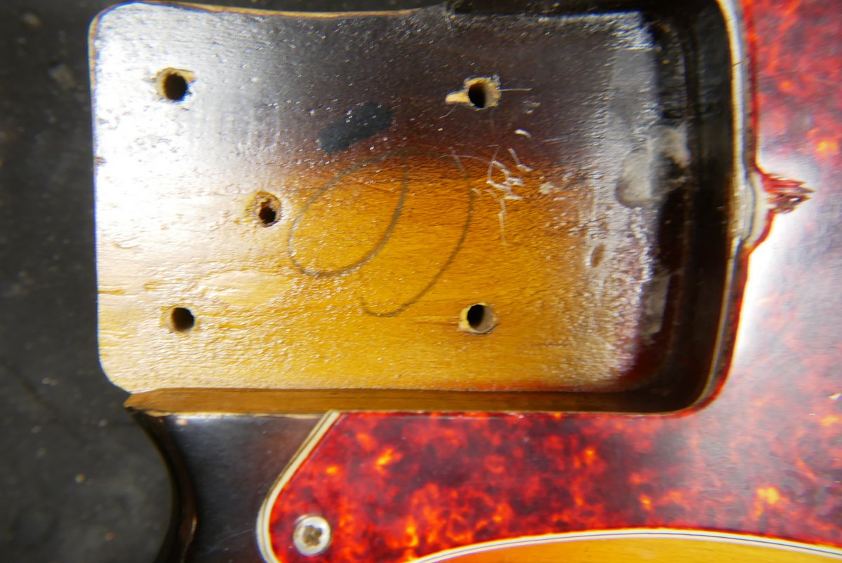 Fender-Precision-Bass-1964-sunburst-021.JPG