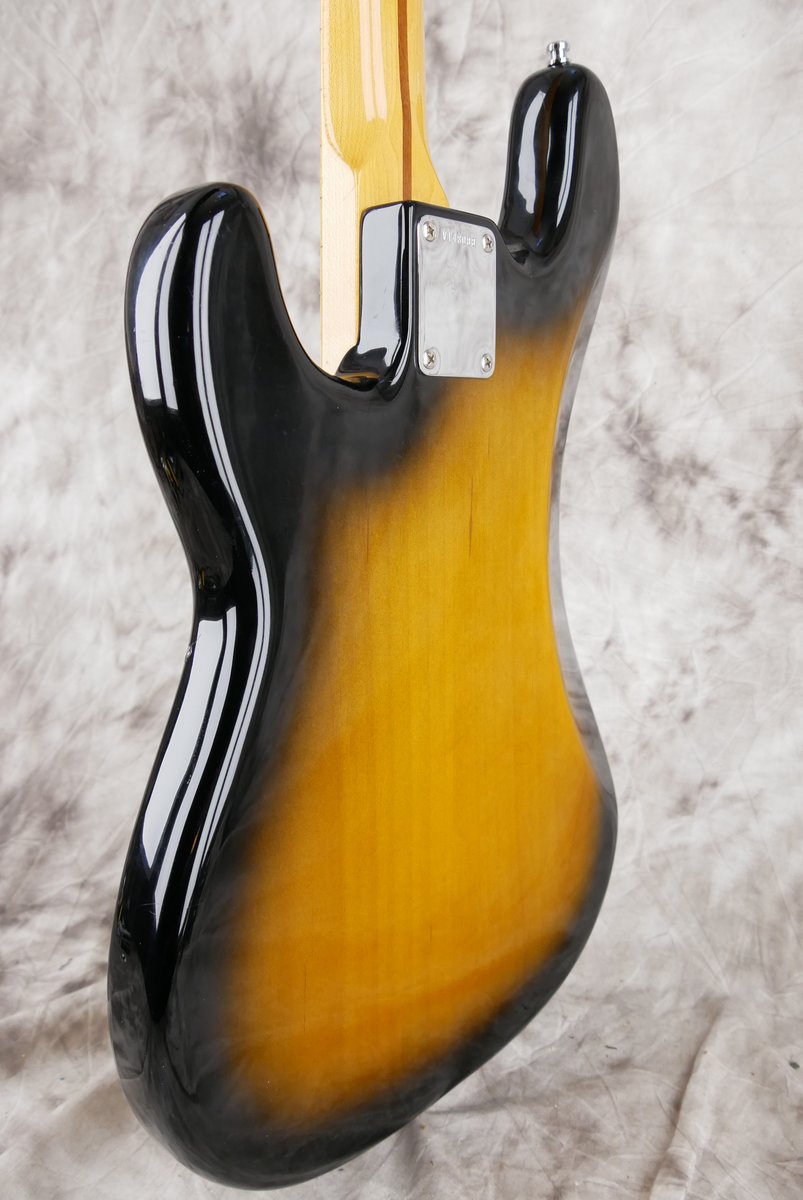 Fender-Precision-Bass-1957-Reissue-AVRI-2009-006.JPG
