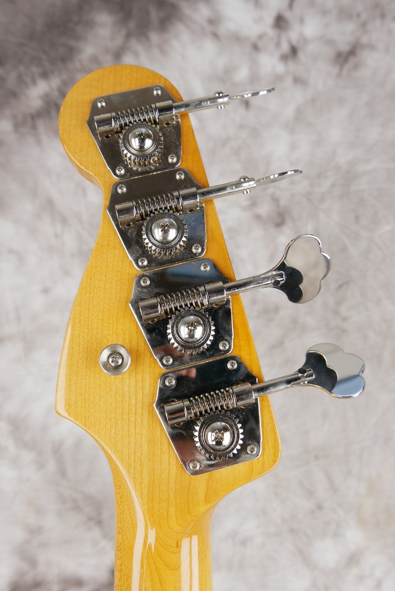 Fender-Precision-Bass-1957-Reissue-AVRI-2009-009.JPG