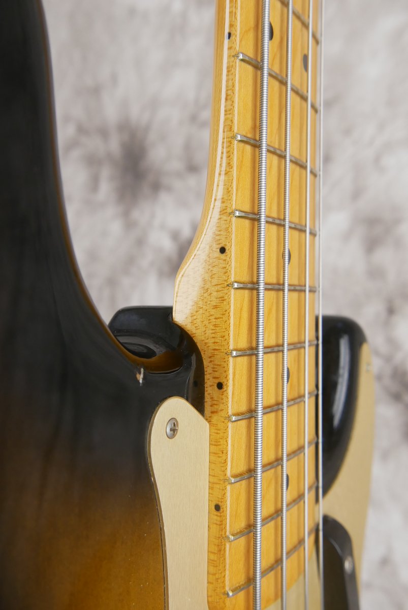 Fender-Precision-Bass-1957-Reissue-AVRI-2009-013.JPG