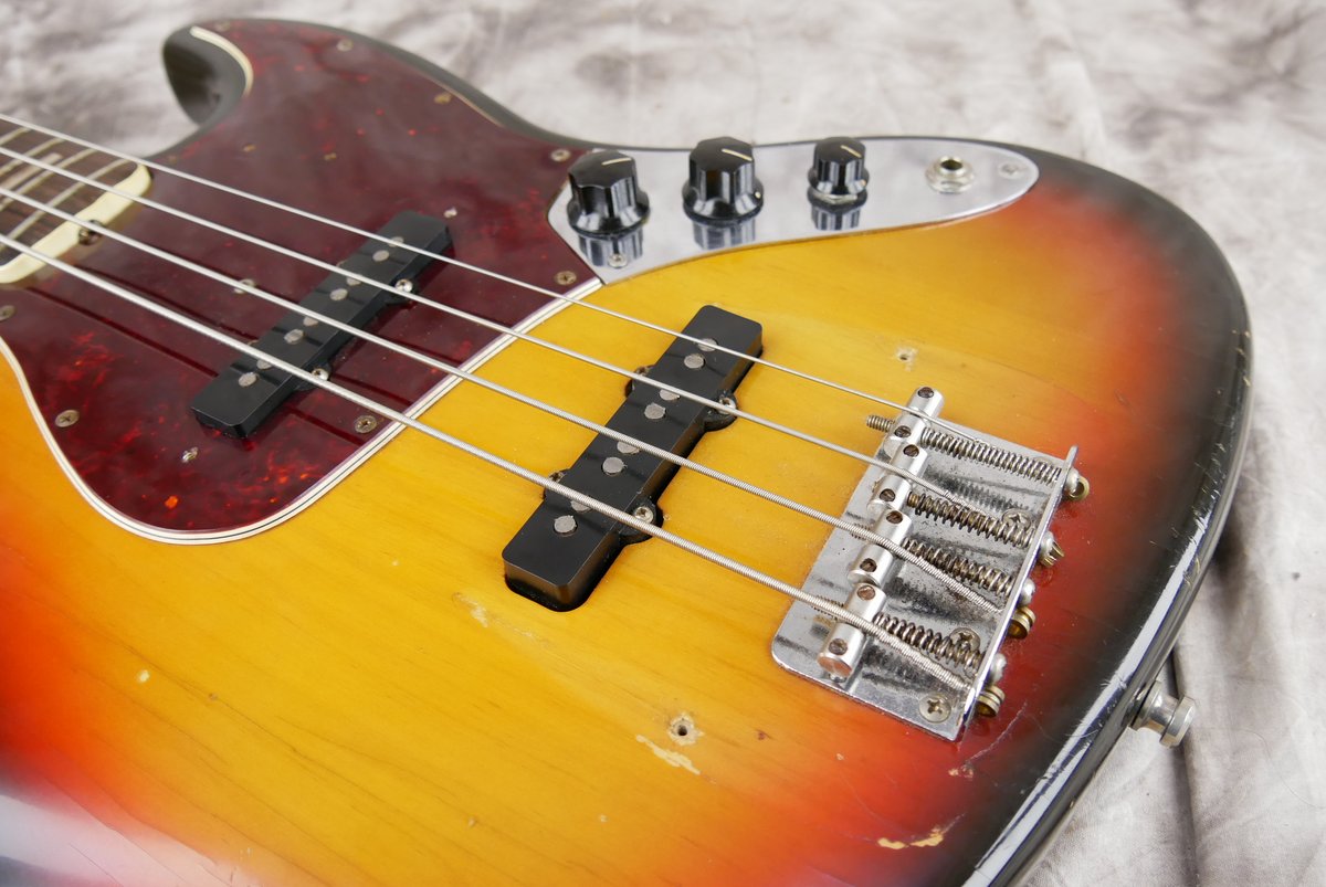 Fender-Jazz-Bass-1971-sunburst-015.JPG