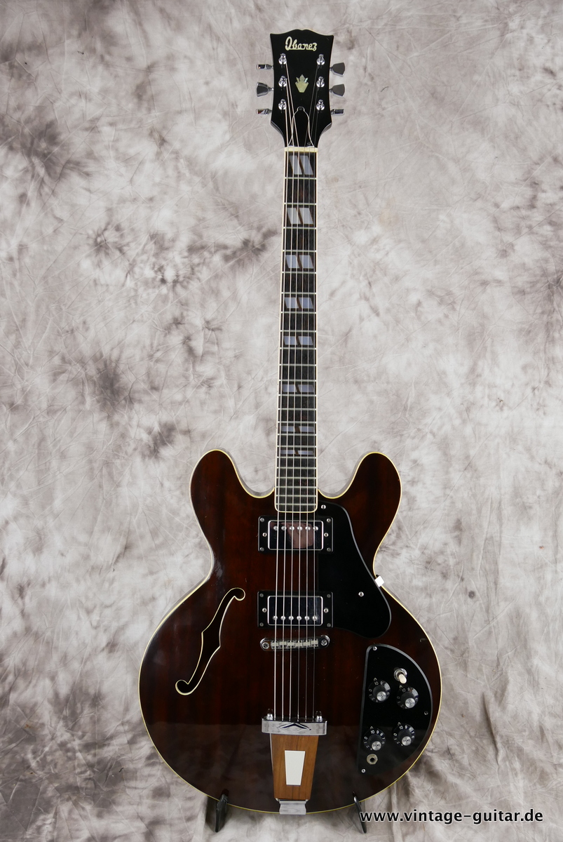 Ibanez_2390_walnut_1975-001.JPG