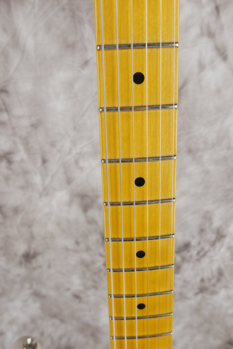 Fender-Stratocaster-57-Reissue-AVRI-2008-blonde-011.JPG