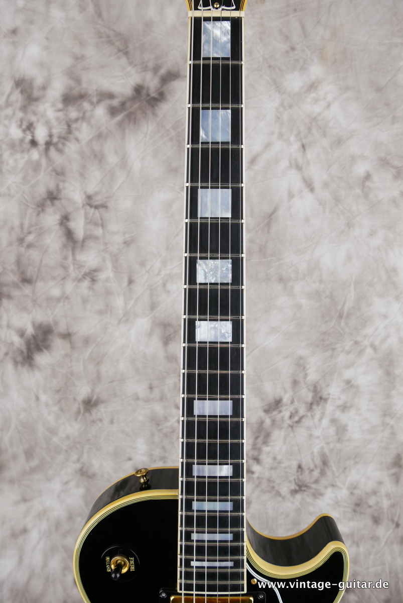 Gibson_Les_Paul_Custom_black_1990-011.JPG