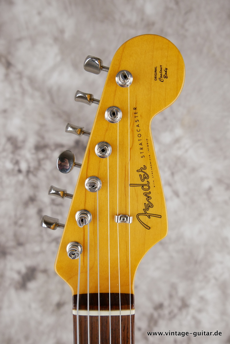 Fender_Stratocaster_custom_limited_Japan_flamingo_pink_1994-009.JPG