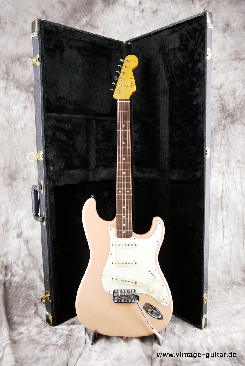 Fender_Stratocaster_custom_limited_Japan_flamingo_pink_1994-013.JPG