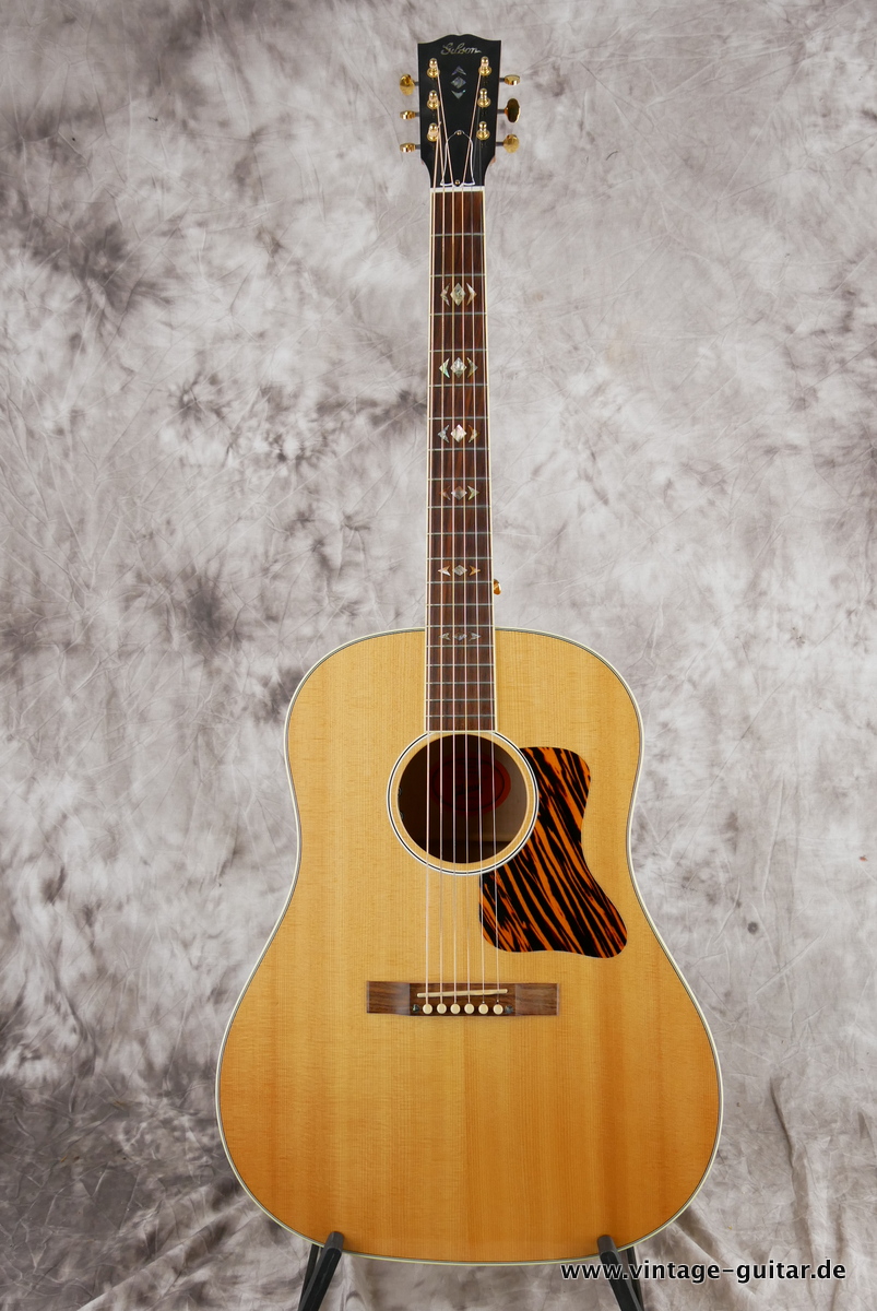 img/vintage/4141/Gibson_Adanced_Jumbo_Deluxe_maple_limited_edition_2016-001.JPG