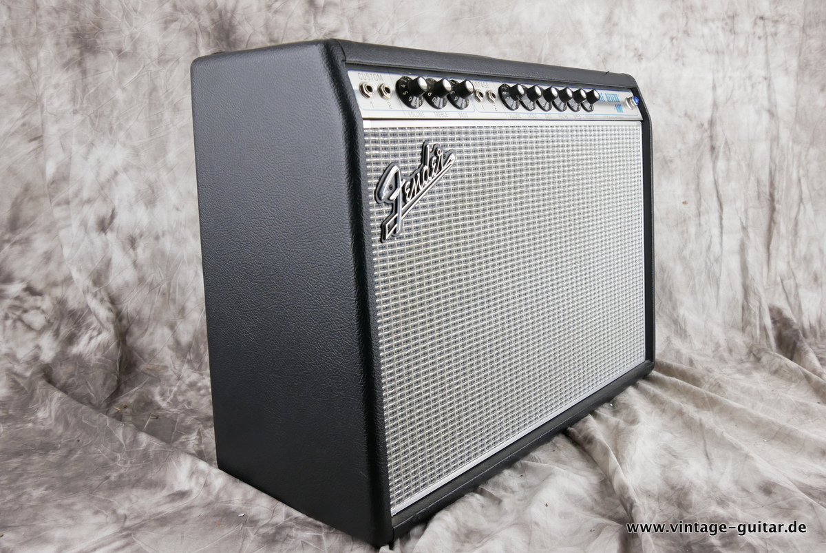 img/vintage/4156/Fender_68_Custom_Deluxe_Reverb_black_2015-003.JPG