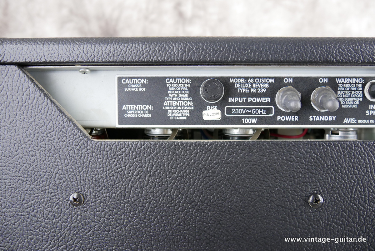 Fender_68_Custom_Deluxe_Reverb_black_2015-007.JPG