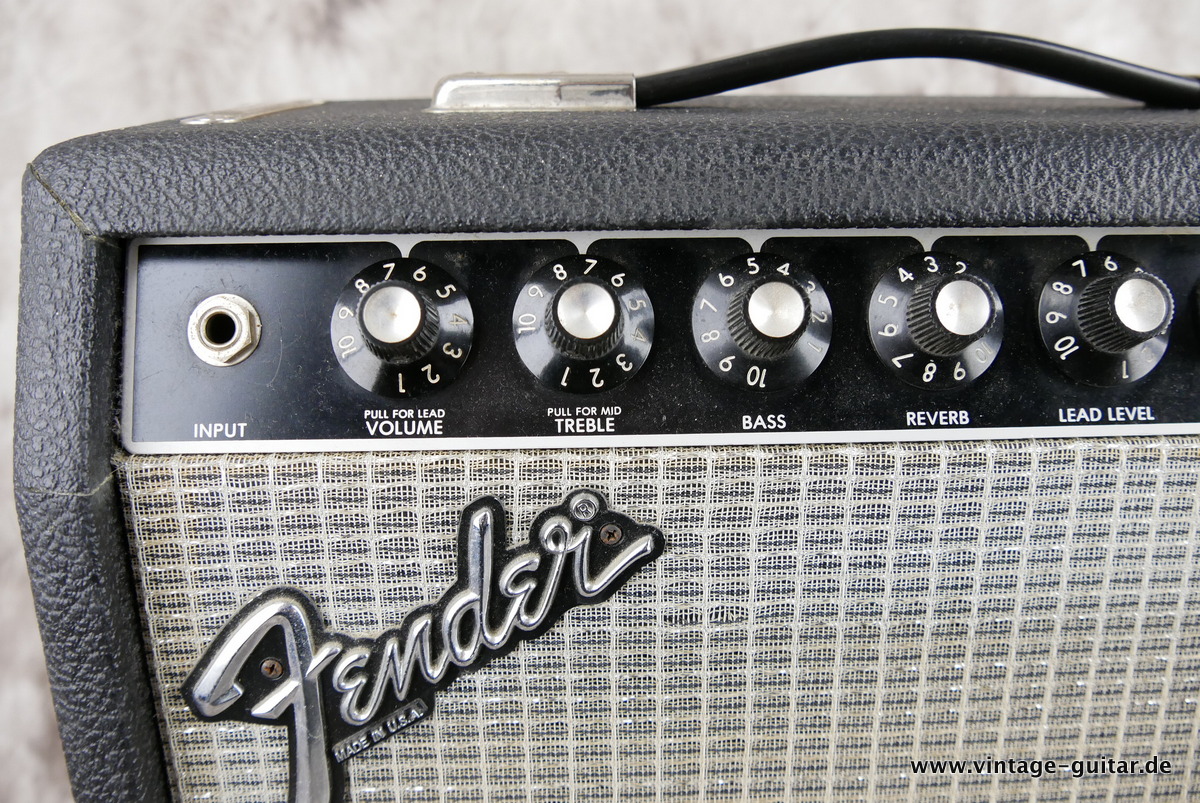 Fender_Super_Champ_black_1984-005.JPG