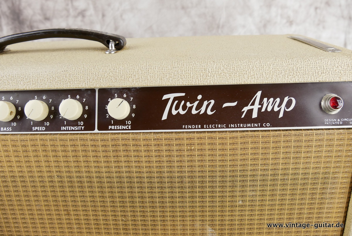 img/vintage/4161/Fender_Twin_Amp_blonde_JBL_1963-006.JPG