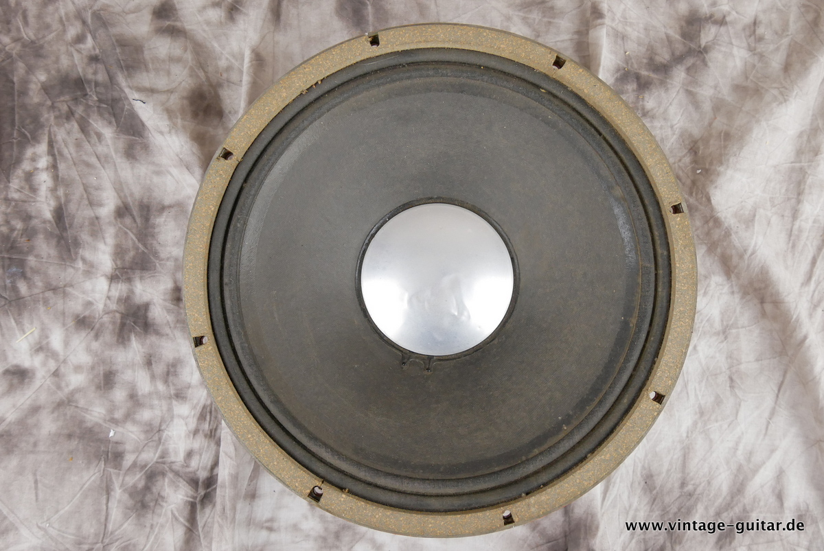 img/vintage/4164/JBL_D_120_F_Fender_signature_red_1970-001.JPG
