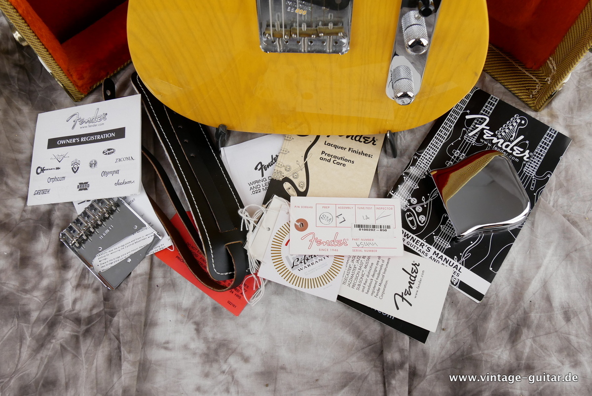 img/vintage/4169/Fender_Telecaster_52_RI_butterscotch_2013-014.JPG