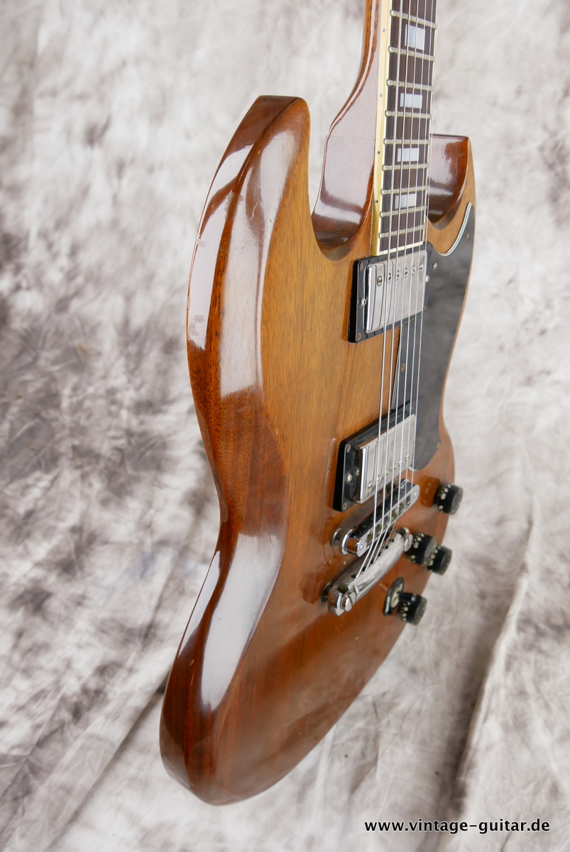 Gibson_SG_Std_walnut_1981-005.JPG