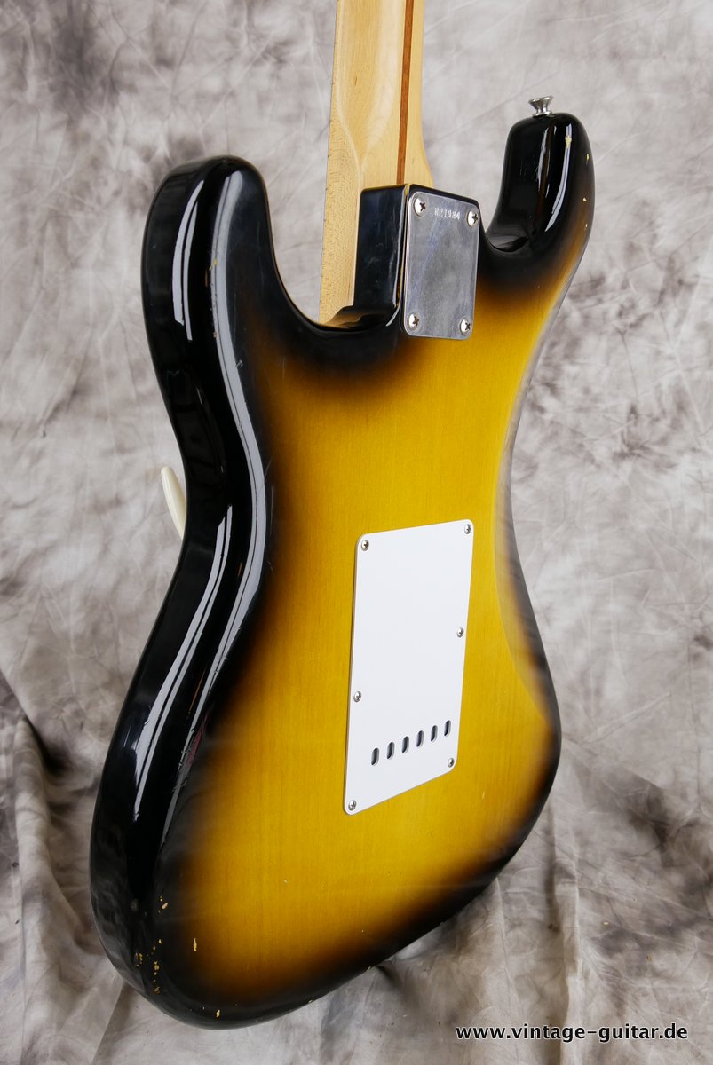Fender-Stratocaster-1956-Relic-Custom-Shop-2004-007.JPG