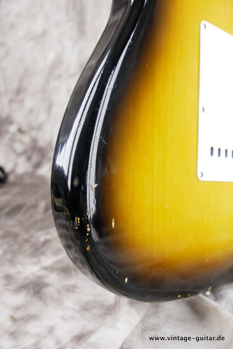 Fender-Stratocaster-1956-Relic-Custom-Shop-2004-016.JPG