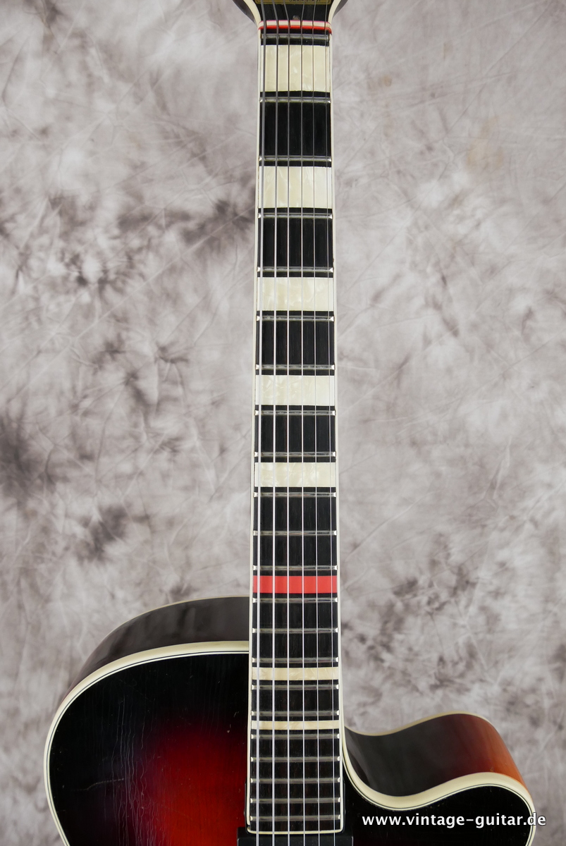 img/vintage/4202/Hoyer_Solist_sunburst_1962-011.JPG