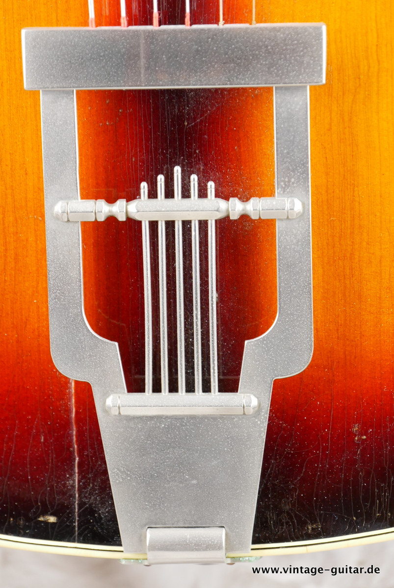 img/vintage/4203/Solist_Hoyer_sunburst_1958-014.JPG