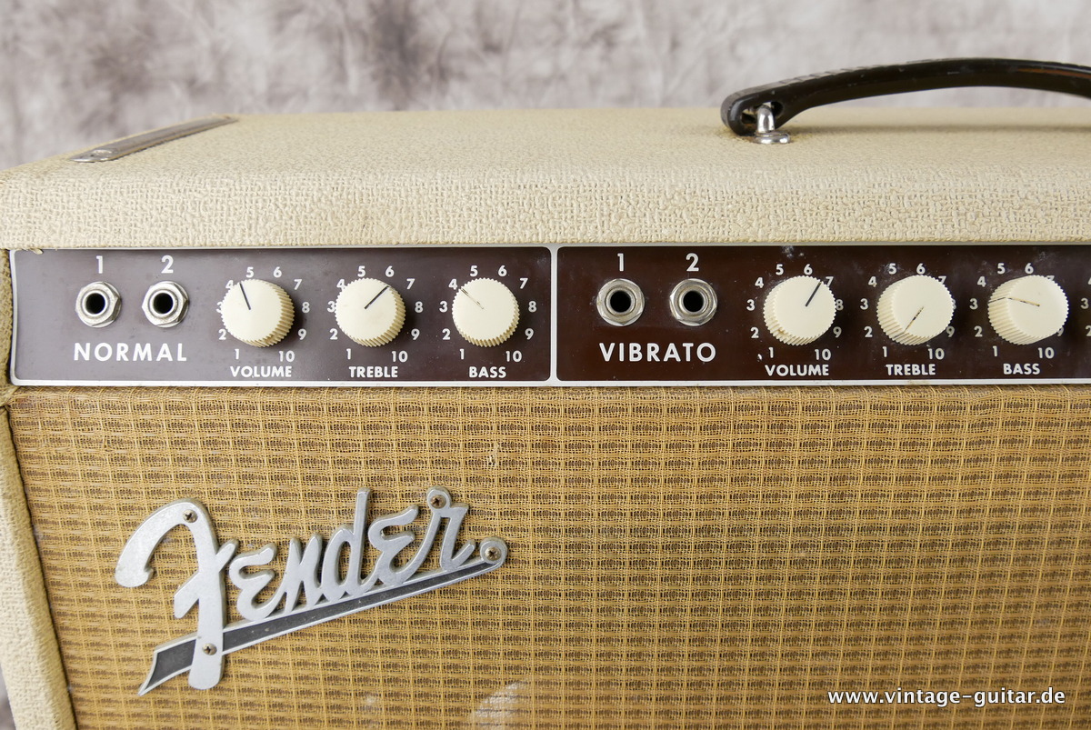 img/vintage/4209/Fender_Twin_Amp_blonde_JBL_1963-005.JPG