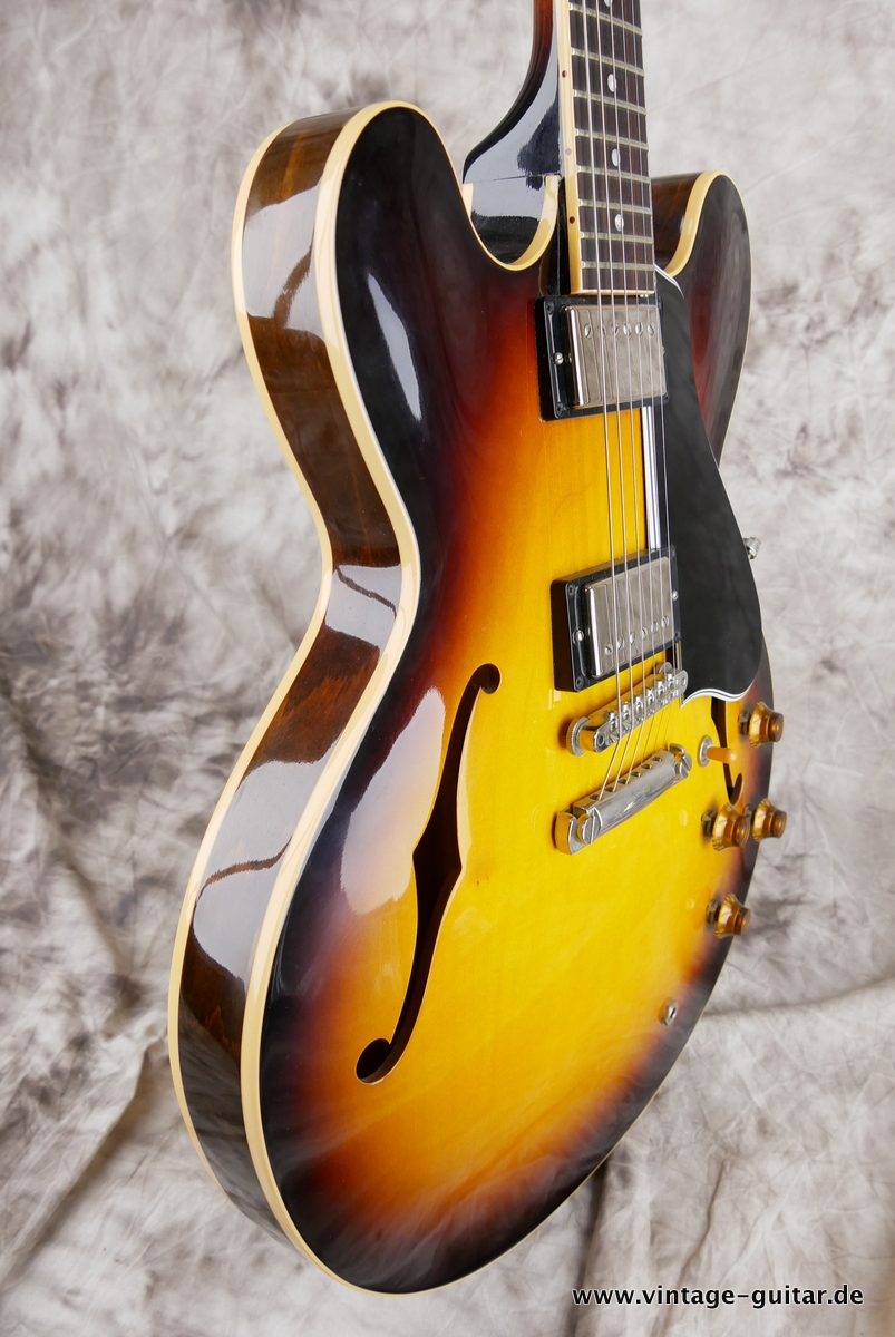 Gibson_ES_335_59_Custom_Shop_sunburst_2009-005.JPG