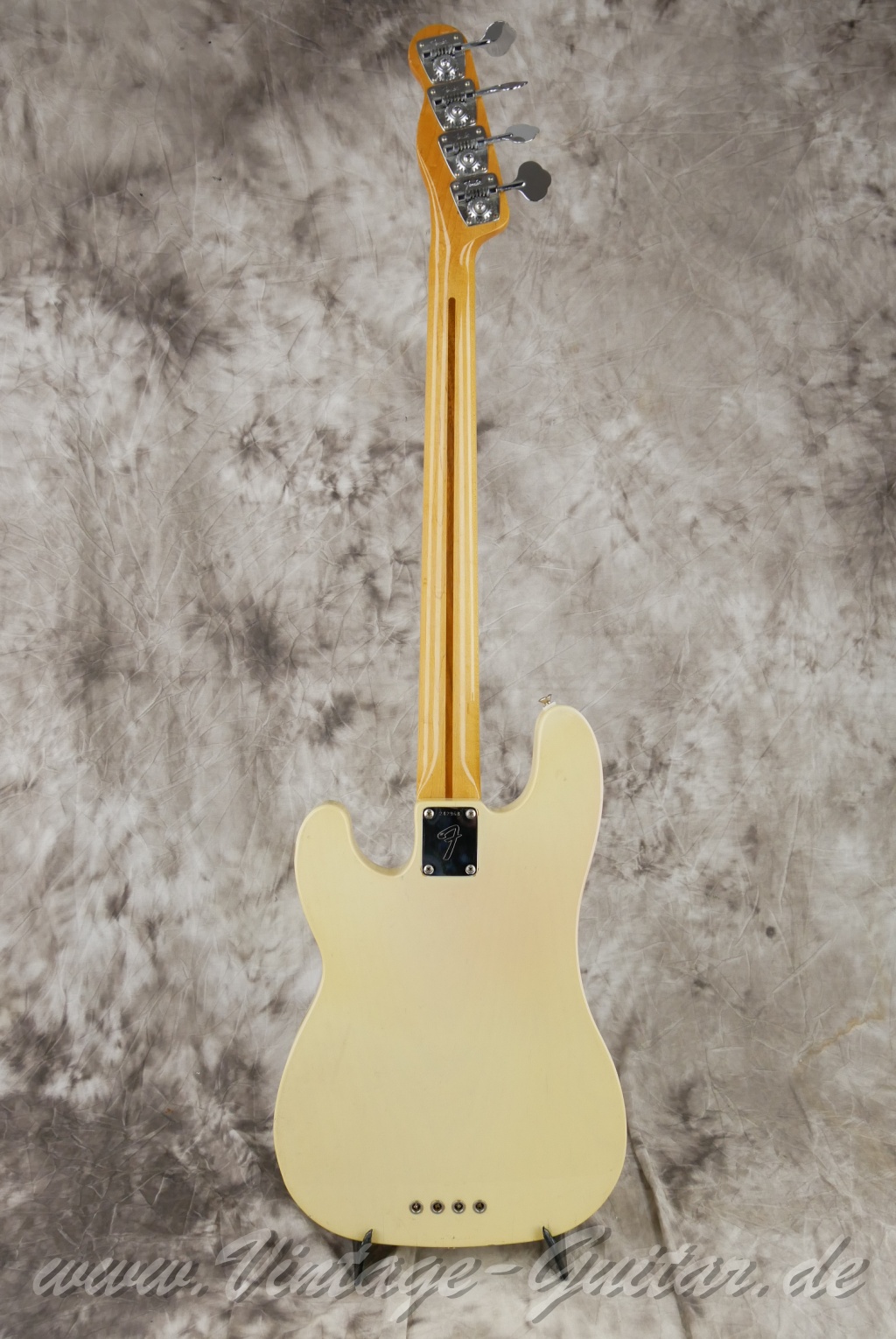 Fener-Telecaster-Bass-1968-blond-all-original-002.jpg