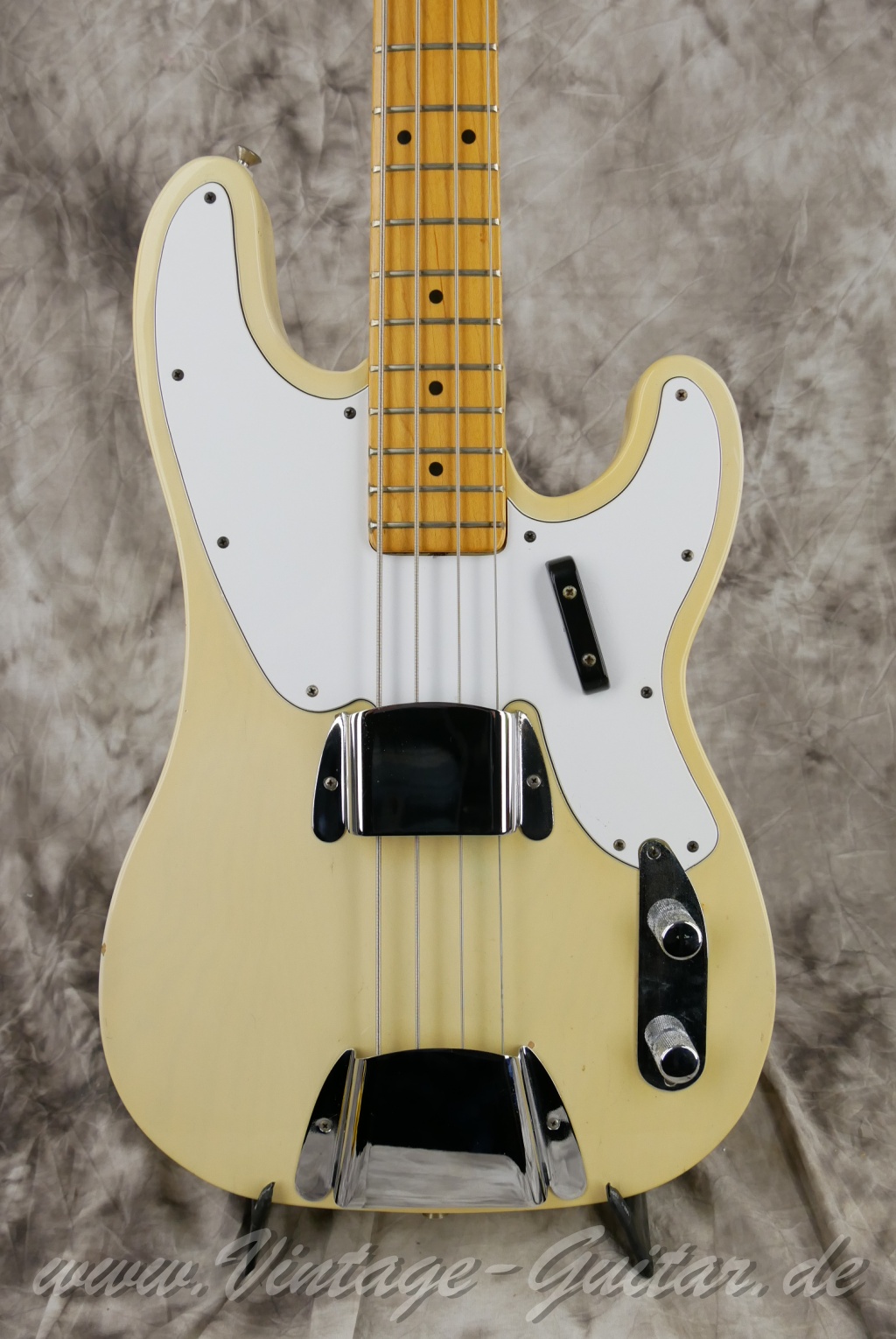 Fener-Telecaster-Bass-1968-blond-all-original-007.jpg