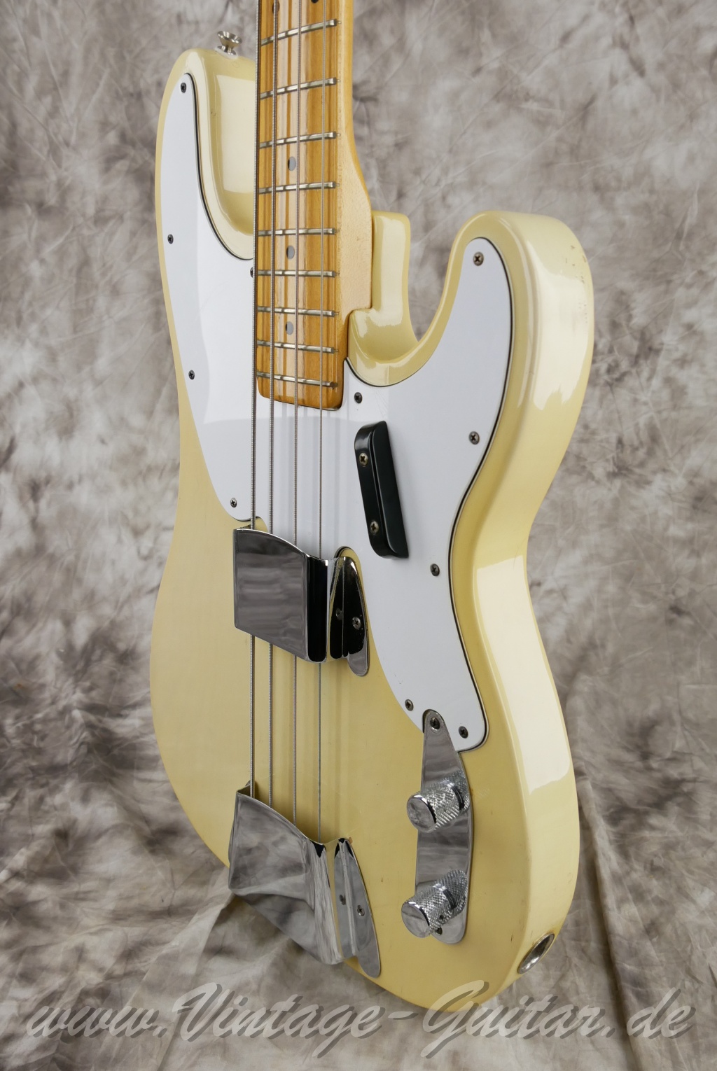 Fener-Telecaster-Bass-1968-blond-all-original-010.jpg