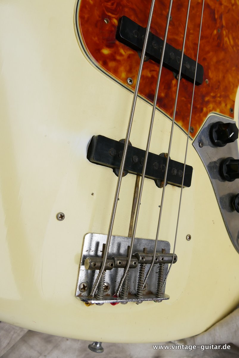 Fender-Jazz-Bass-1962-1965-olympic-white-016.JPG