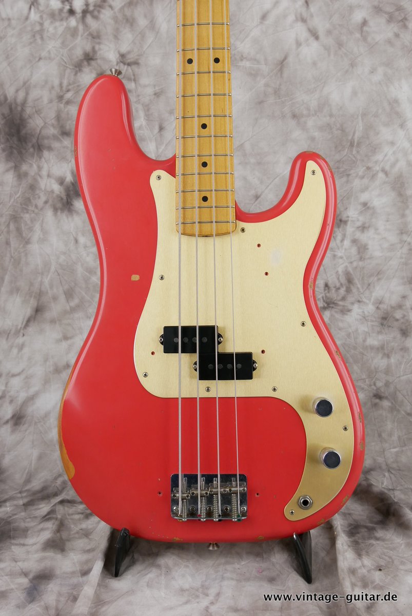 Fender-Precision-Bass-fiesta-red-roadworn-002.JPG
